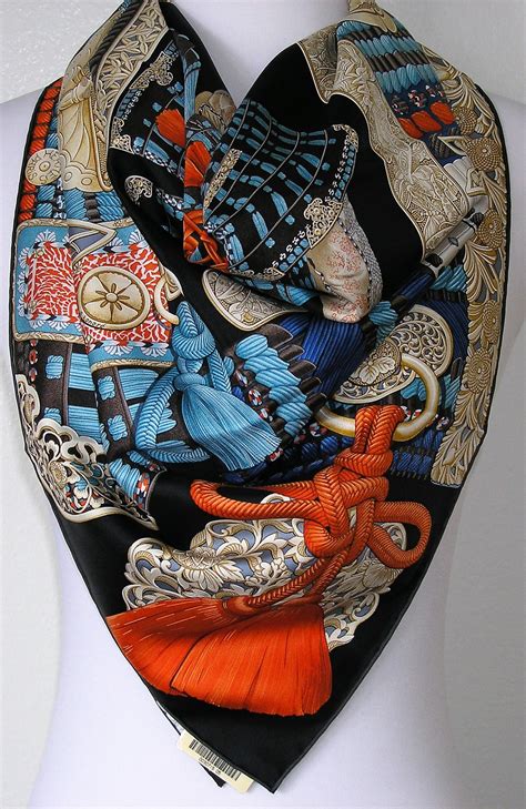 hermes parures de samouraïs|Scarf of the moment: Parures de Samouraïs.